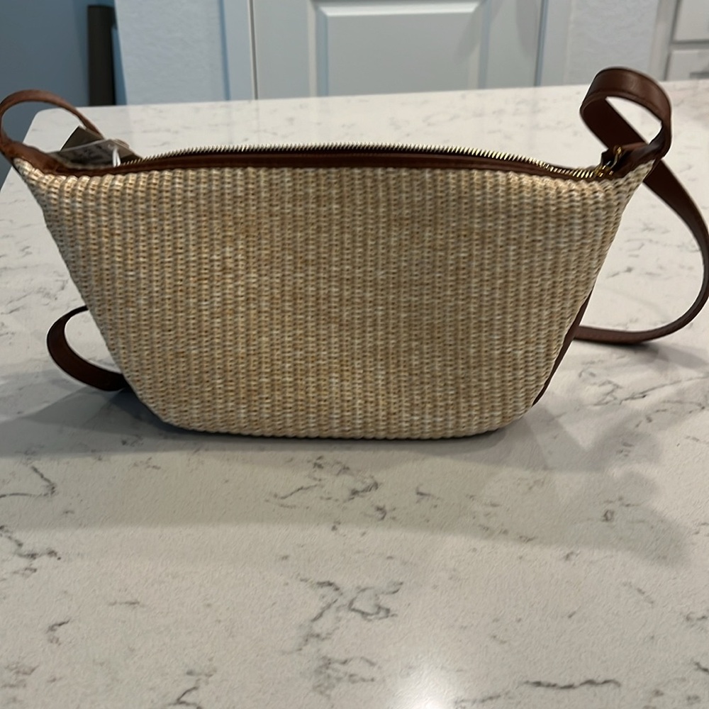 NWT: MADEWELL - sling crossbody bag in straw